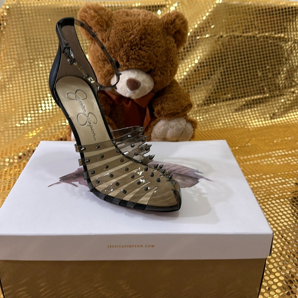 New Jessica Simpson pumps